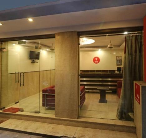 Hotel Odeon Continental Nuova Delhi Esterno foto